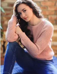 Elite escort service in Umred for home and hotel visits